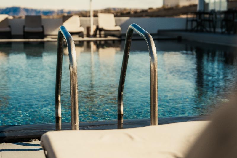 Serenita Luxury Suites - Havuz
