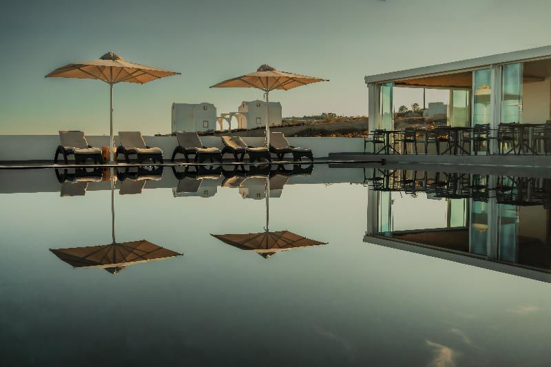 Serenita Luxury Suites - Havuz