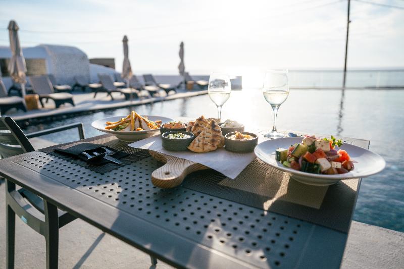 Serenita Luxury Suites - Restoran