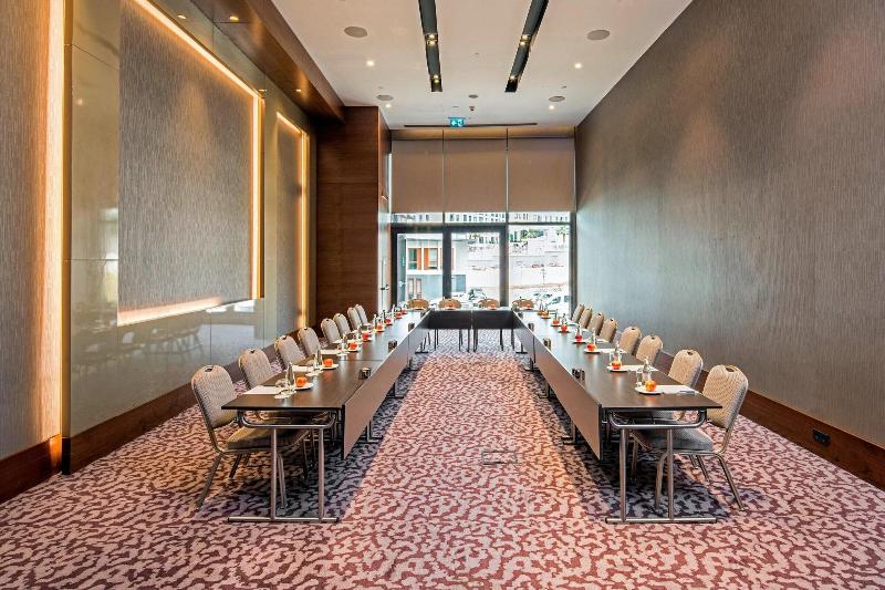Sheraton Grand Istanbul Atasehir - Toplantı