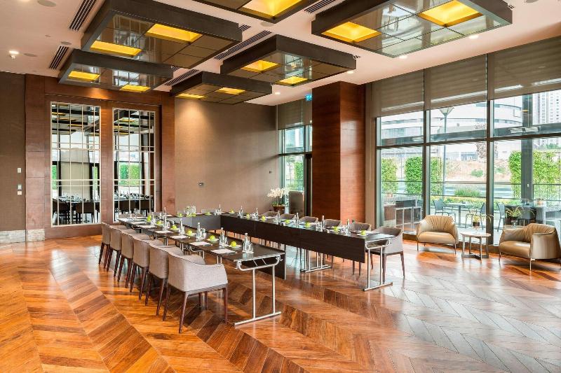 Sheraton Grand Istanbul Atasehir - Restoran