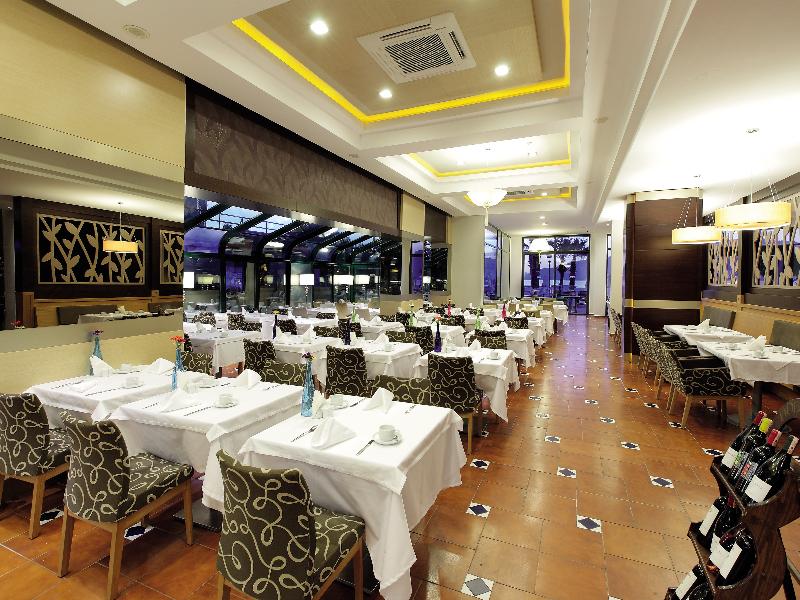 Cettia Beach Resort - Restoran