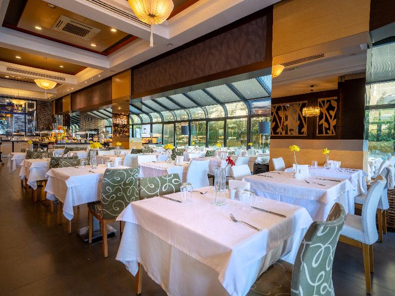 Cettia Beach Resort - Restoran
