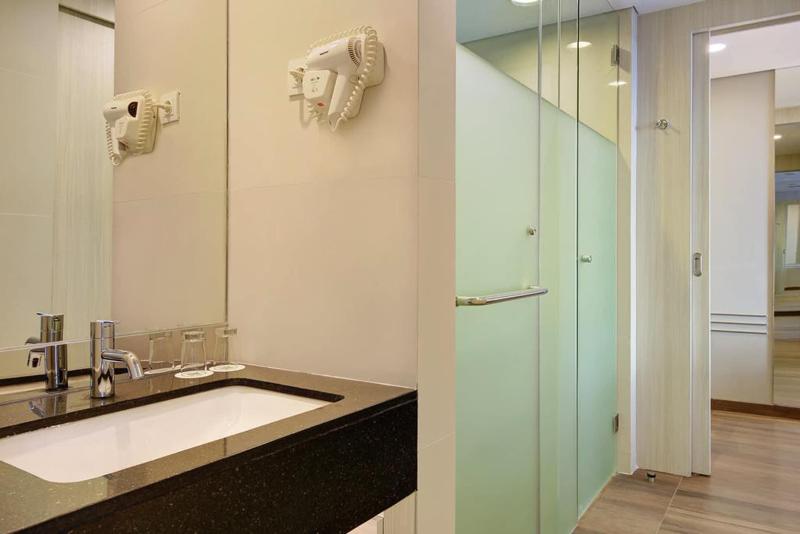 Ibis Styles Makassar Samratulangi - Oda