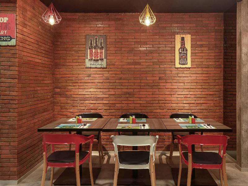 Ibis Styles Makassar Samratulangi - Restoran