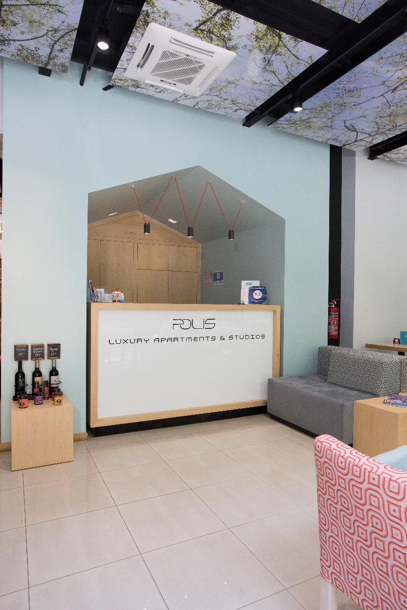 Polis Apartments - Genel