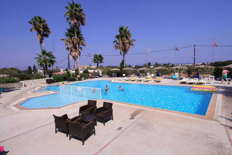 Ampavris Family Apartments - Aktivite