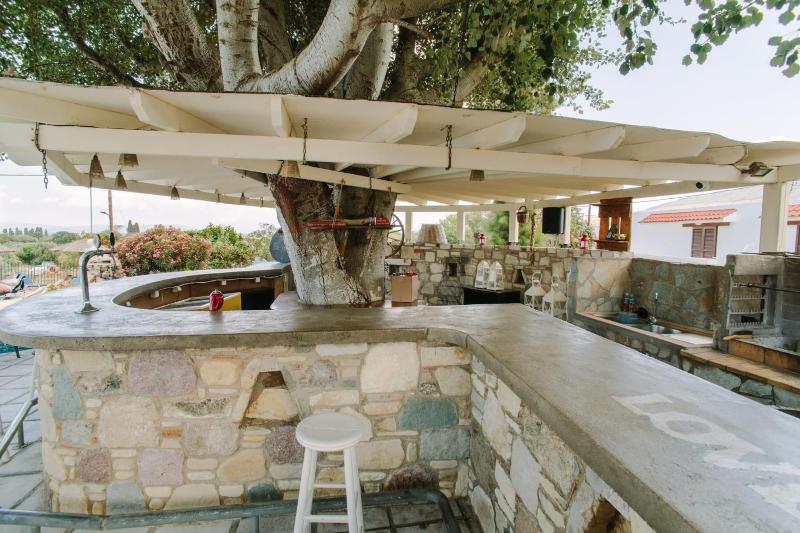 Ampavris Family Apartments - Aktivite