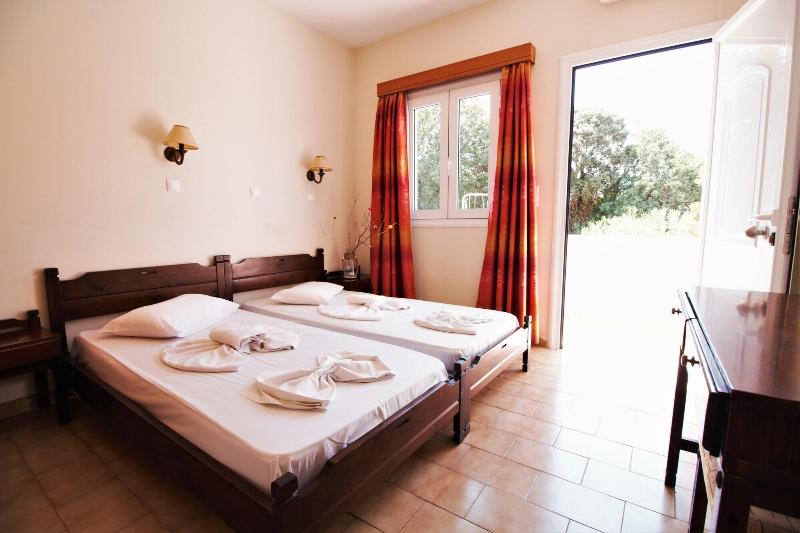 Ampavris Family Apartments - Genel