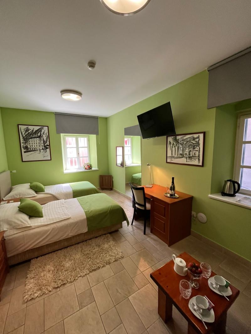 Rooms Toni Palace - Oda