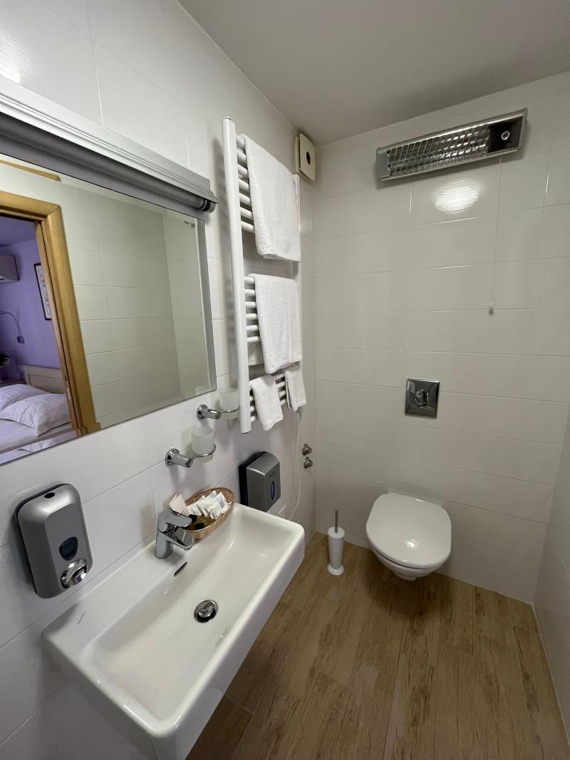 Rooms Toni Palace - Oda