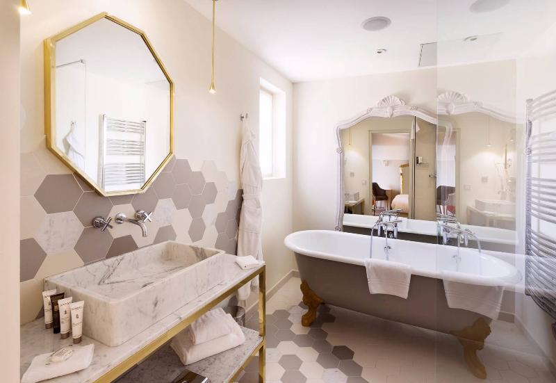 Mas des Herbes Blanches Hotel & Spa - Oda