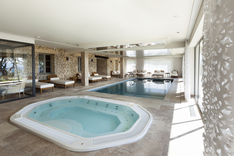 Mas des Herbes Blanches Hotel & Spa - Havuz