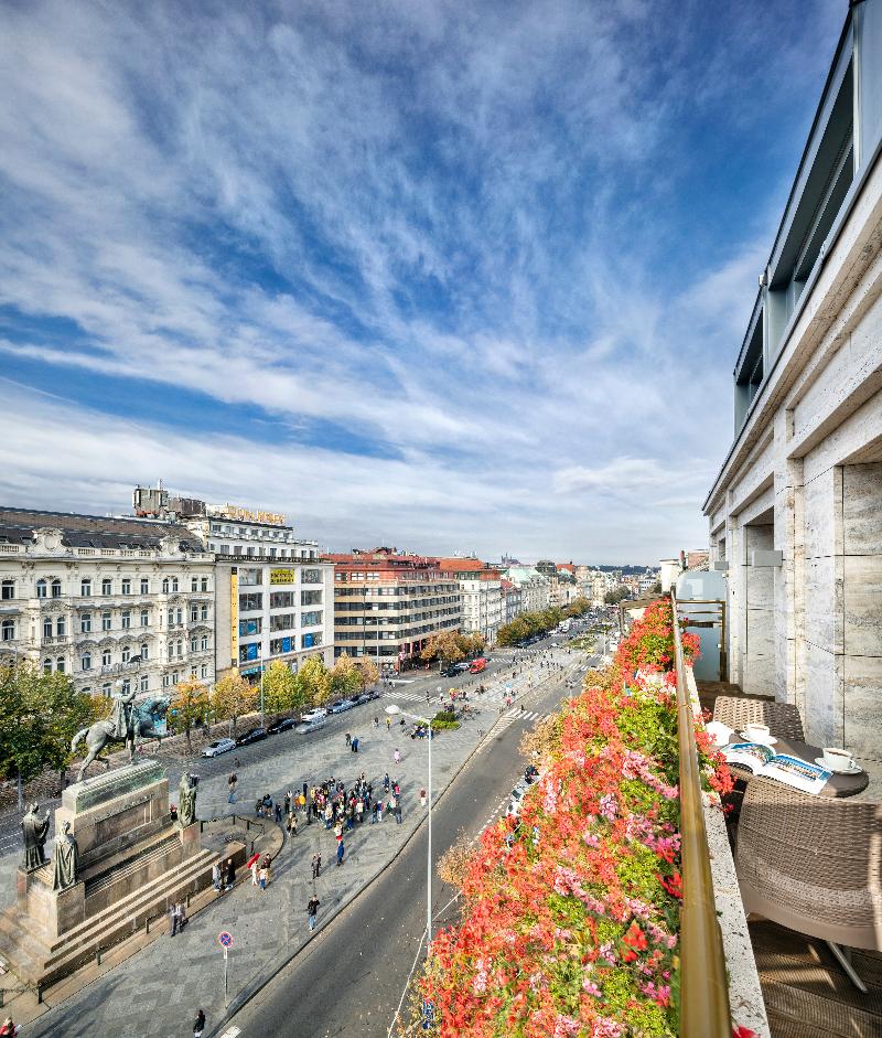Occidental Praha Wilson - Genel