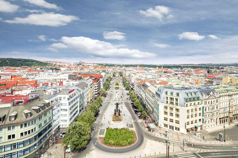 Occidental Praha Wilson - Genel