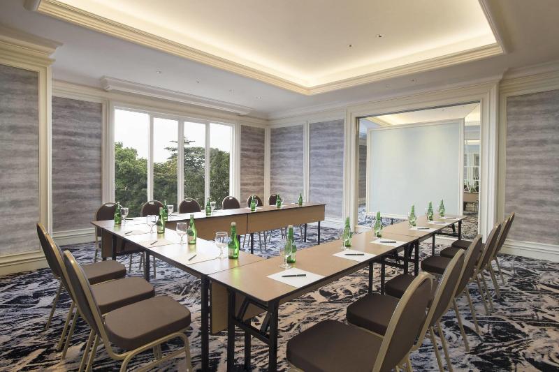 Four Points by Sheraton Bandung - Toplantı