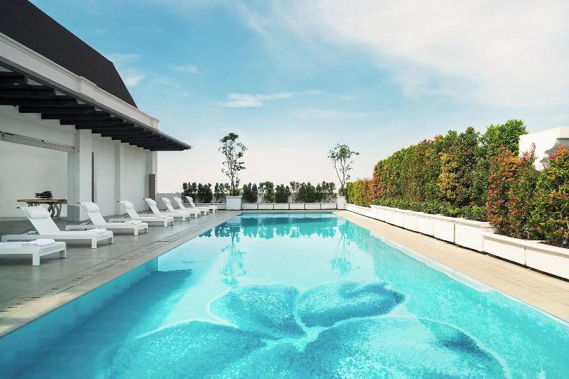 Four Points by Sheraton Bandung - Havuz