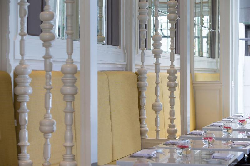 Four Points by Sheraton Bandung - Restoran