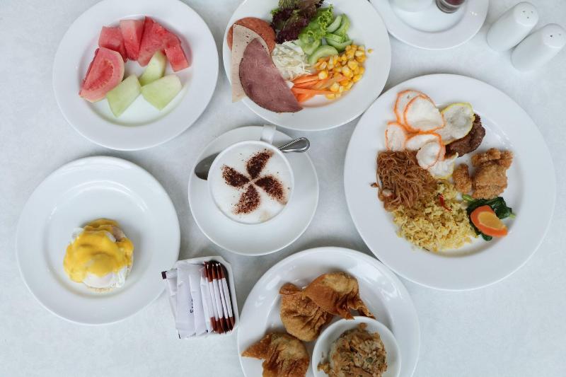 Four Points by Sheraton Bandung - Restoran