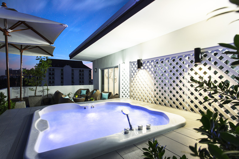 Tolani Nimman Villa Chaing Mai - Havuz