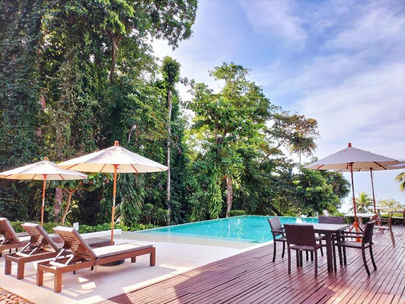 Nest Sense Resort Koh Chang - Havuz