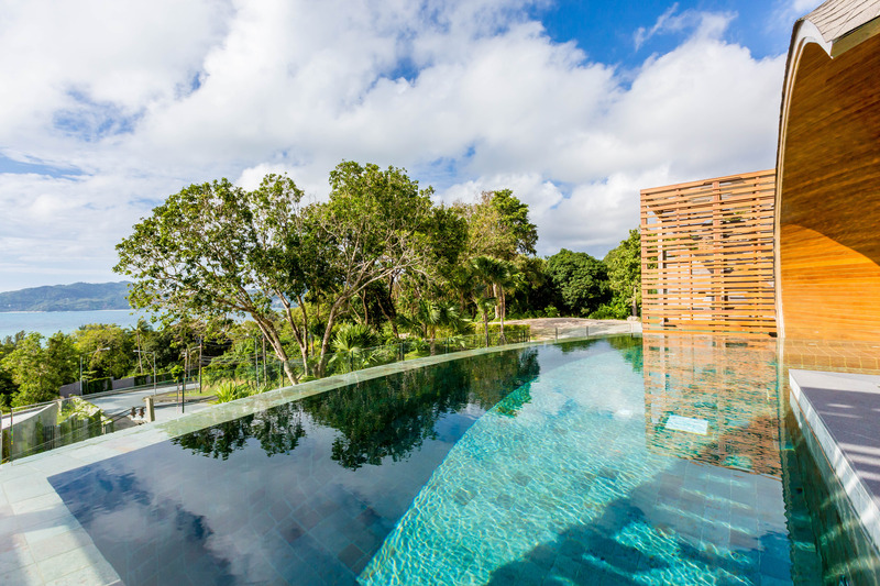 Crest Resort and Pool Villas - Oda