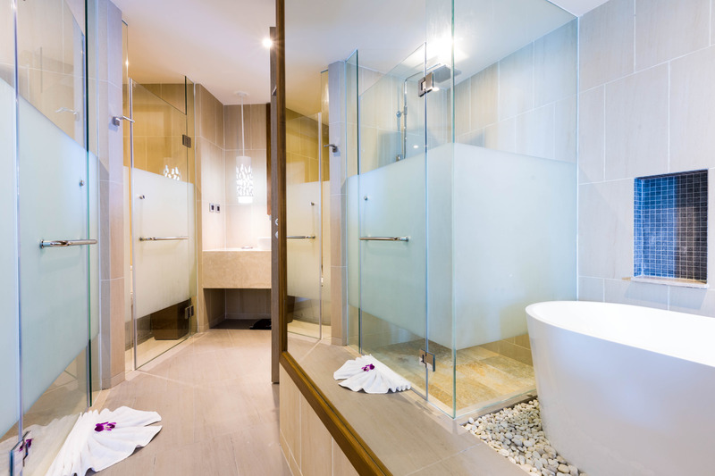 Crest Resort and Pool Villas - Oda