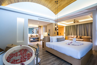 Crest Resort and Pool Villas fotoÄŸrafÄ±