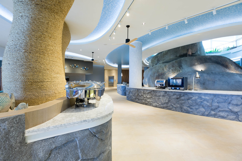 Crest Resort and Pool Villas - Restoran