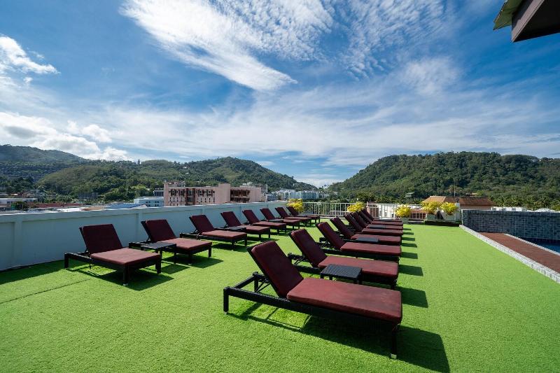 Paripas Patong Resort - Havuz
