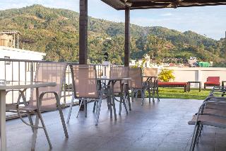 Paripas Patong Resort fotoÄŸrafÄ±