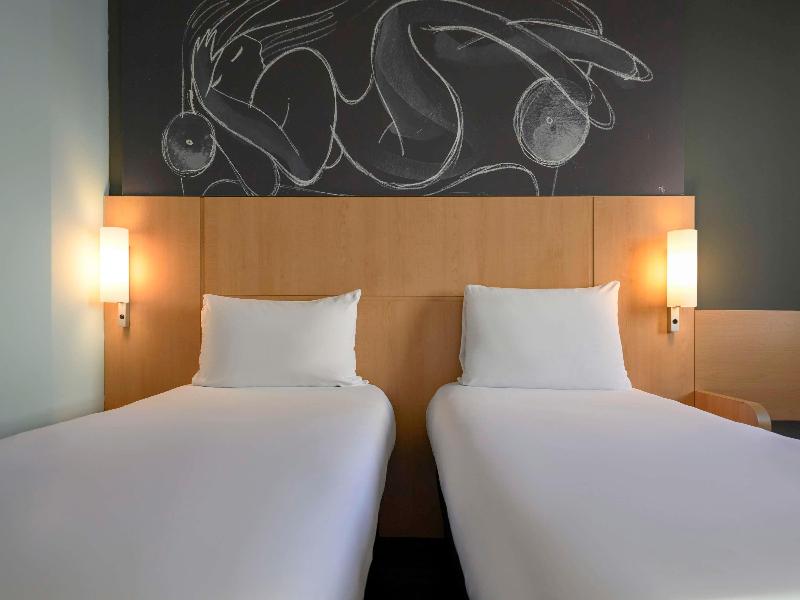 Holiday Inn Express Skopje City Centre by IHG - Oda