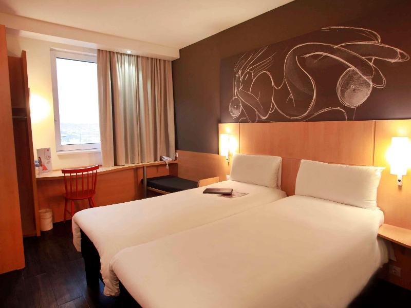 Holiday Inn Express Skopje City Centre by IHG - Oda