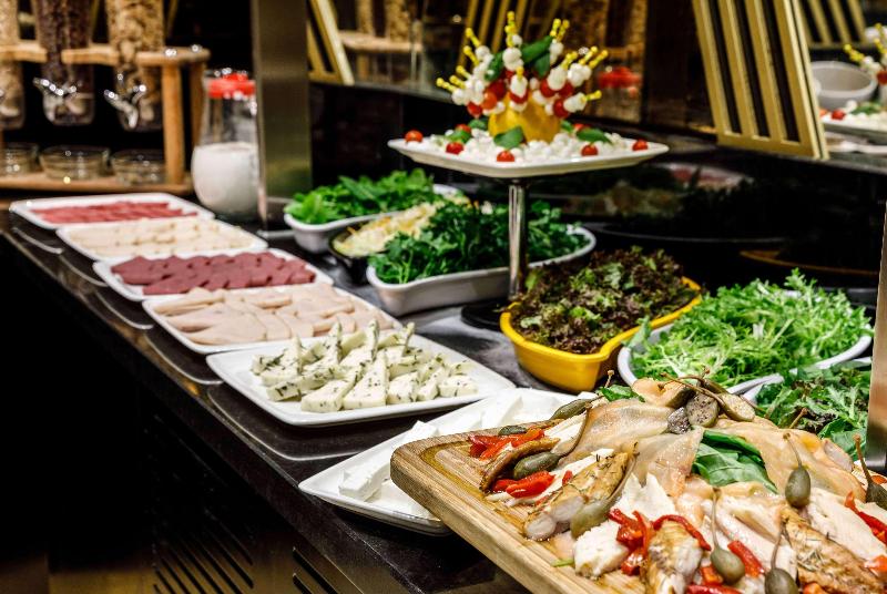 Ramada By Wyndham Istanbul Golden Horn - Restoran