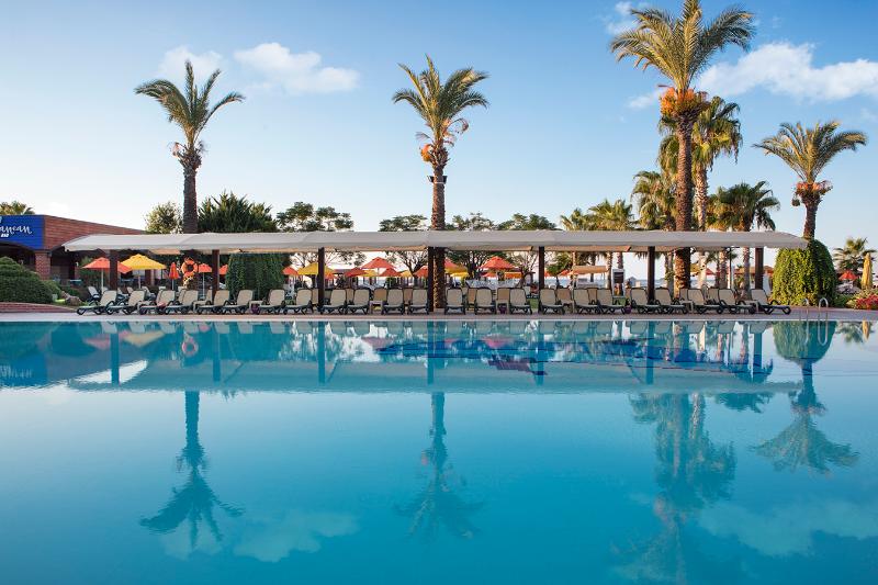 Pine Beach Belek - Havuz