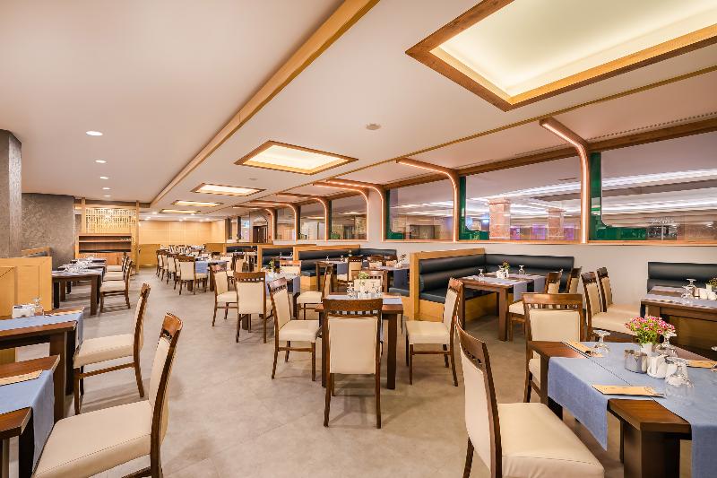 Pine Beach Belek - Restoran