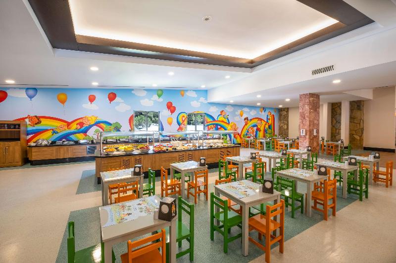 Pine Beach Belek - Restoran