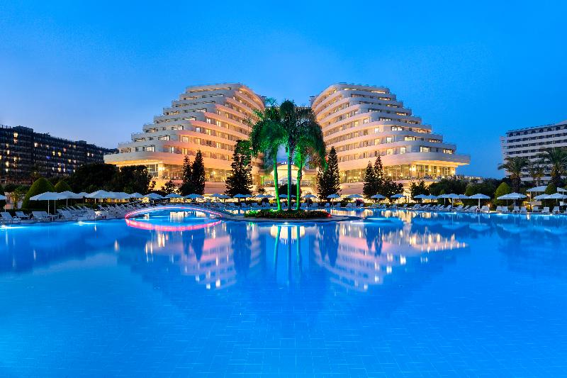 Miracle Resort - Genel
