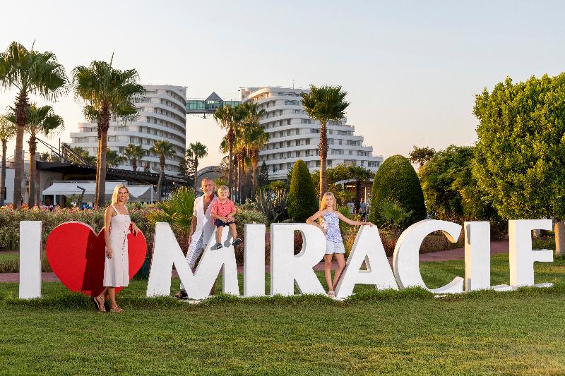 Miracle Resort - Genel
