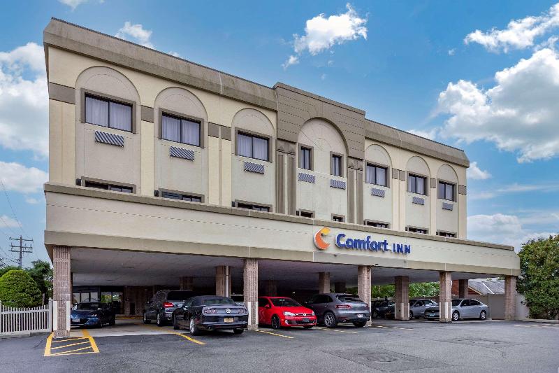 Comfort Inn Syosset-Long Island - Genel