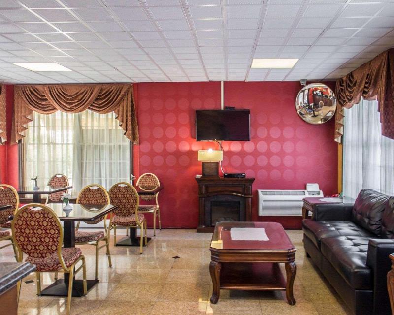 Rodeway Inn Huntington - Lobi