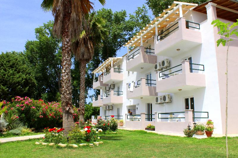 Cavos Beach House - Genel