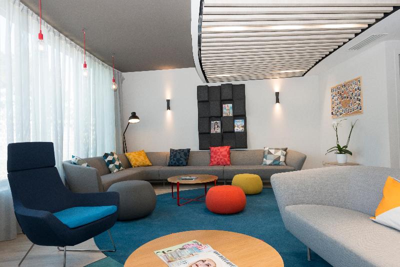 Holiday Inn Express Paris Velizy - Genel