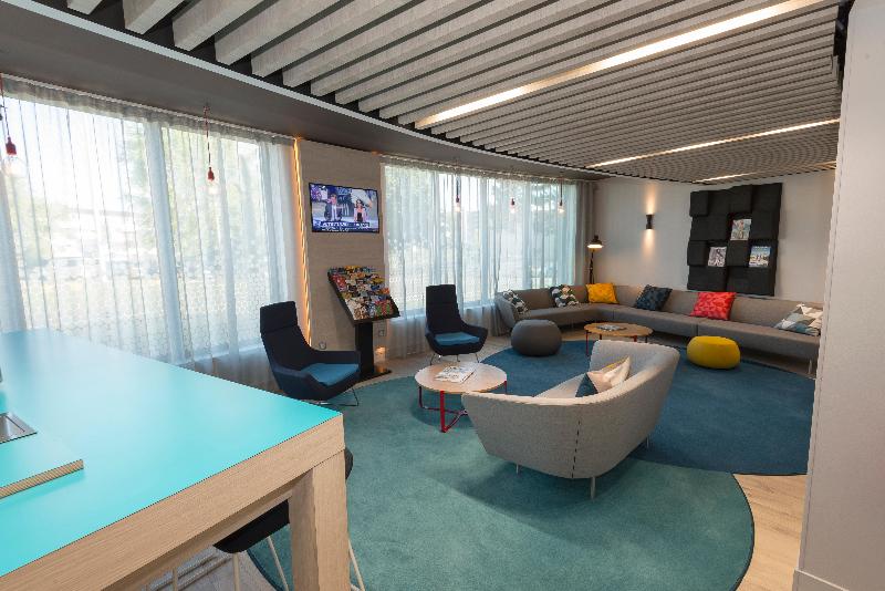 Holiday Inn Express Paris Velizy - Genel