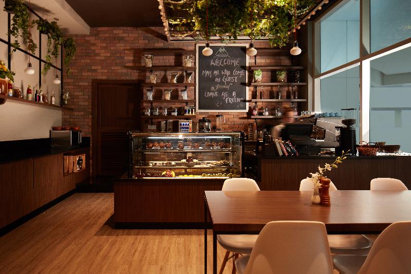 Treppan Hotel & Suites by Fakhruddin - Restoran