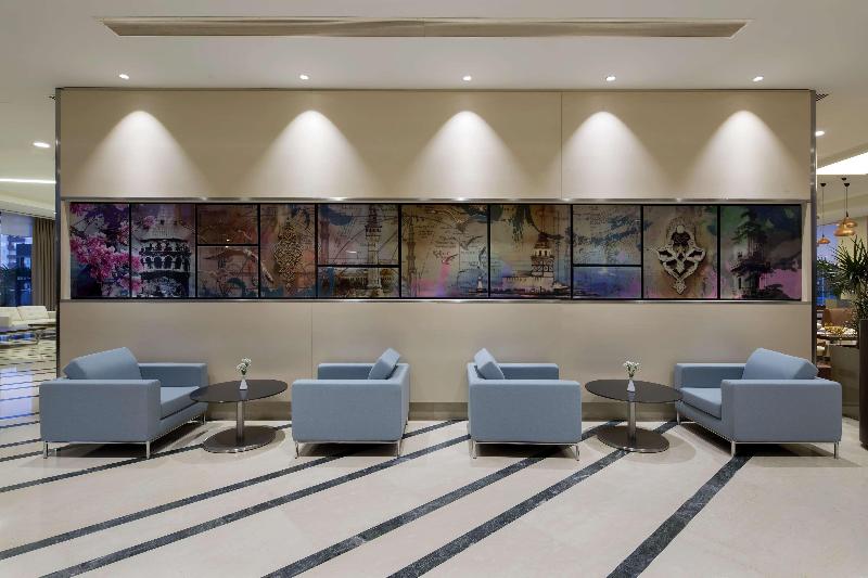 Hilton Garden Inn Istanbul Beylikduzu - Lobi