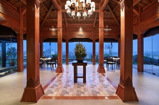 Swiss-Belinn Saripetojo Solo fotoÄŸrafÄ±