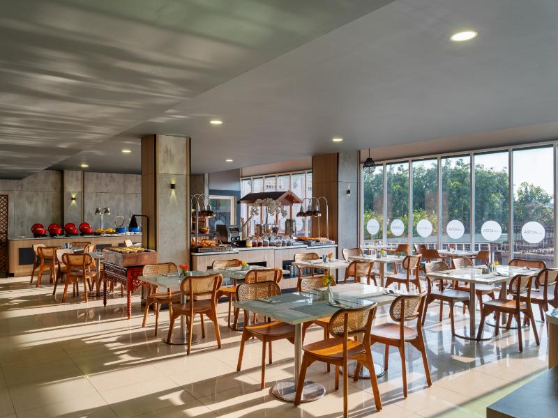 Aston Inn Rembang - Restoran