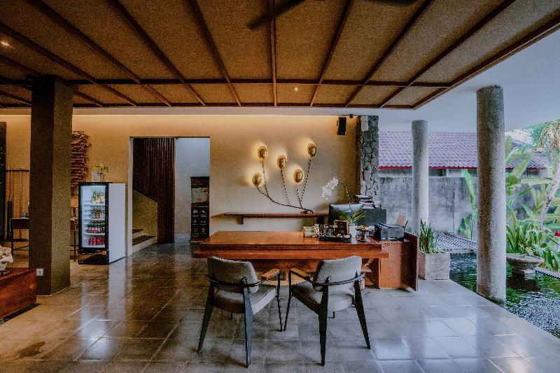 Abia Villa Legian - Lobi
