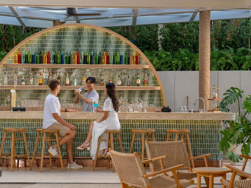 Andaman Beach Hotel Phuket Handwritten Collection - Bar